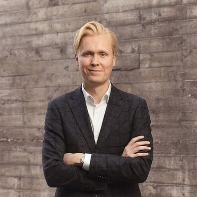 Andreas P Andersson