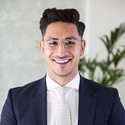 Profilbild för Adrian Javaher Navid