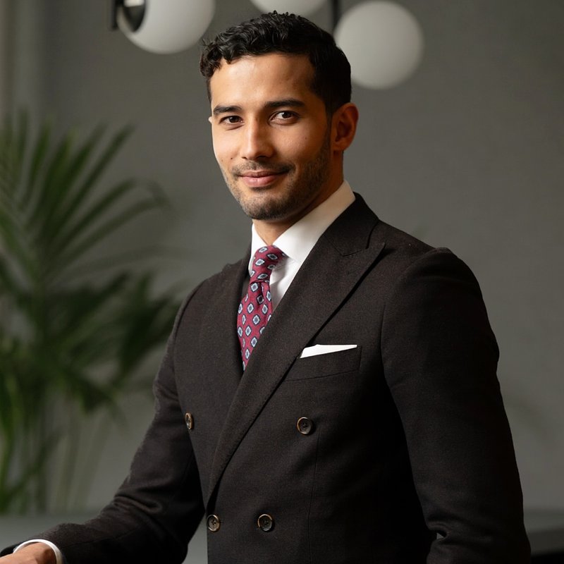 Profilbild för Laziz Khalmatov